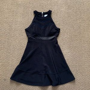 Black Size medium mesh design dress. Brand is Honey and Rosie